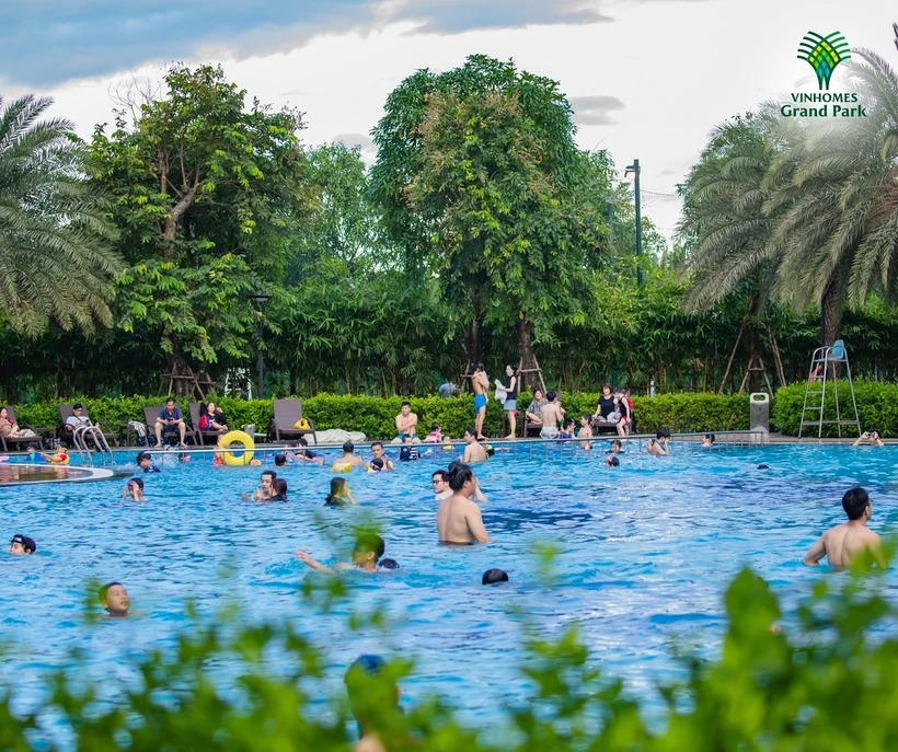 di chuyen xanh va thuan tien cua cu dan vinhomes grand park3