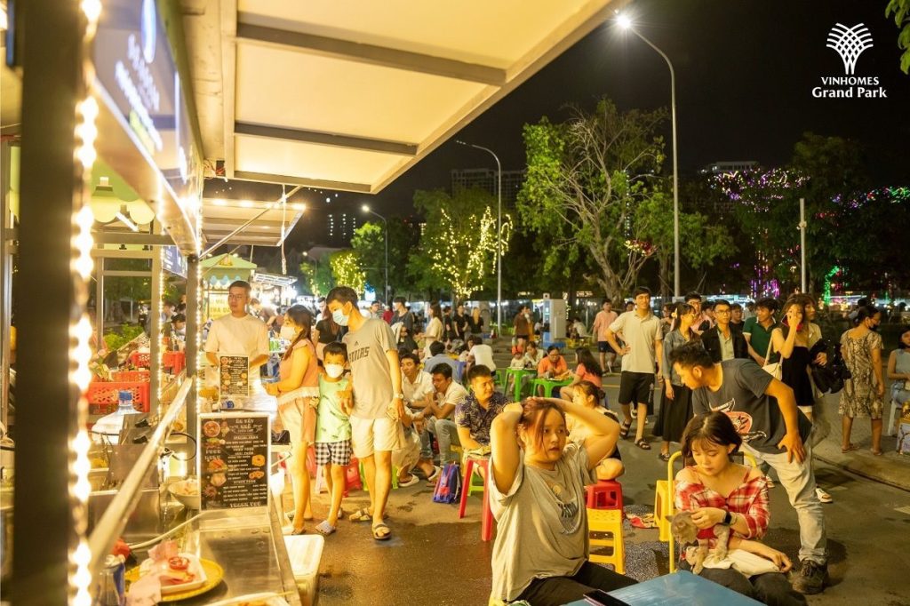 la cu dan vinhomes grand park ban duoc tap golf ngay gan nha4