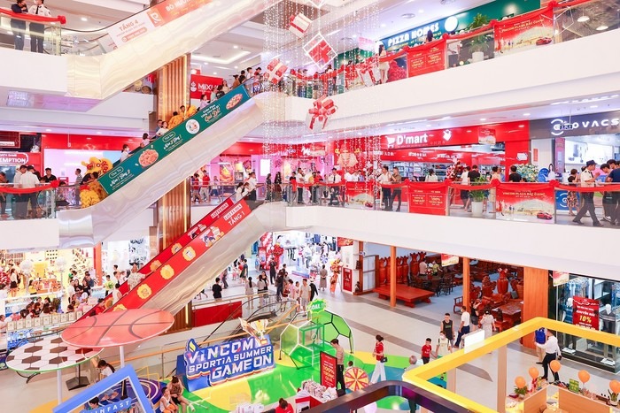 vincom-mega-mall-grand-park-va-vincom-plaza-bac-giang-dong-loat-khai-truong5