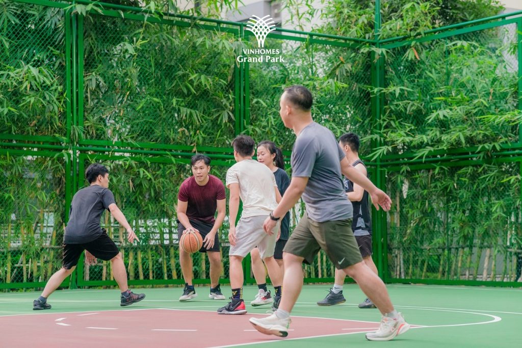 vinhomes grand park thu hut cu dan tham gia cac hoat dong he y nghia