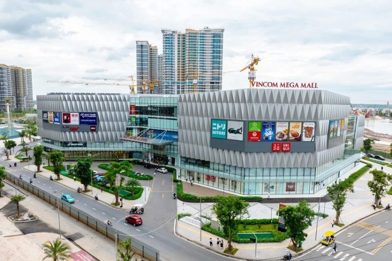 trai-nghiem-dac-biet-tai-trung-tam-gia-tri-cao-cap-o-vinhomes-grand-park