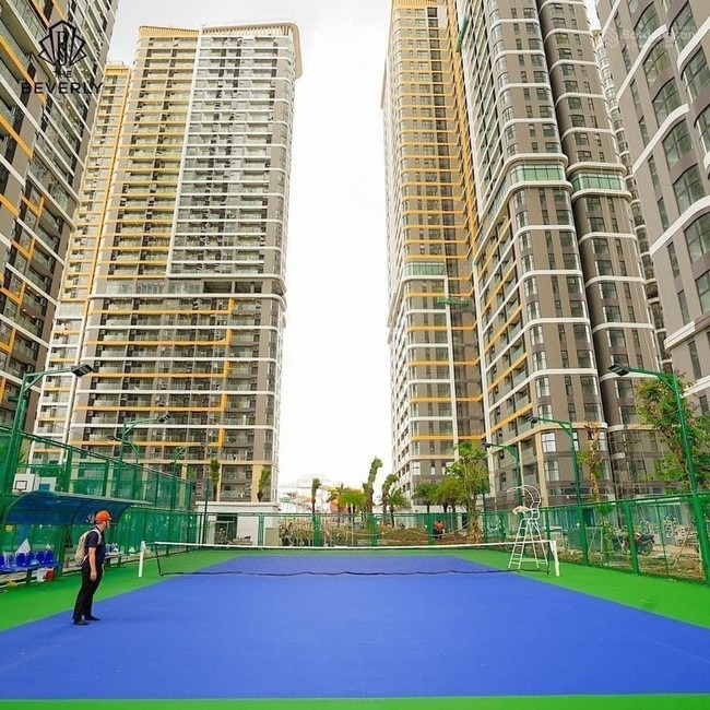 cu dan ve the beverly tiet kiem len den 2 ty dong khi chuyen ve o som4