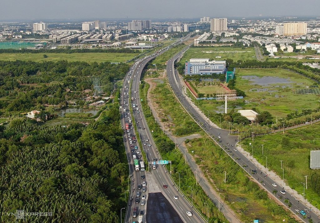 duong dan cao toc tp hcm long thanh duoc mo rong gap doi