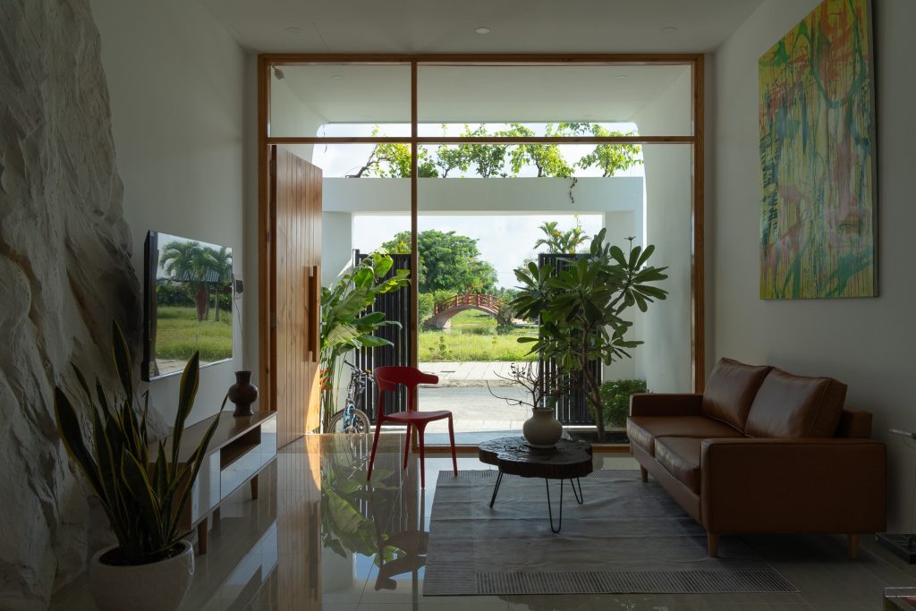 nha ba tang ngoi do co hai mat tien dep lung linh3