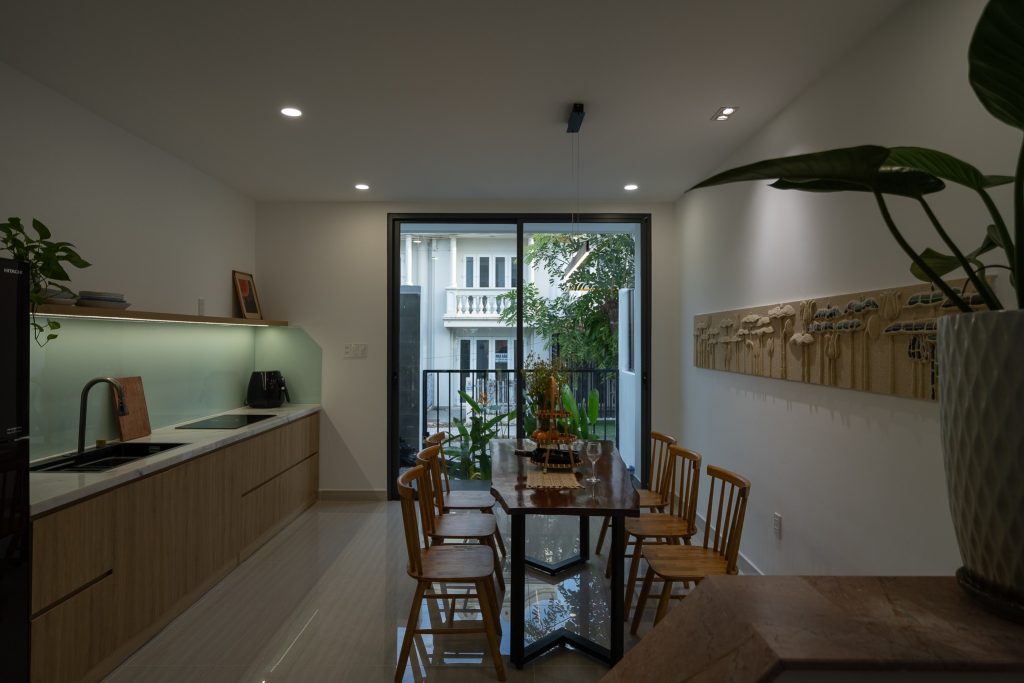 nha ba tang ngoi do co hai mat tien dep lung linh6