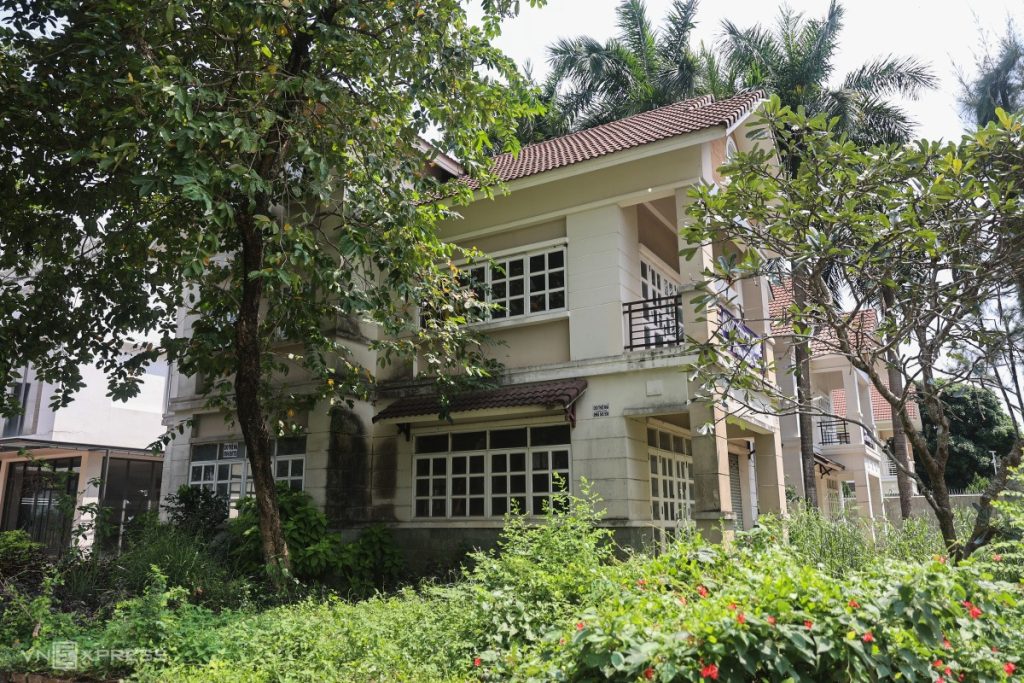 tp hcm nhieu biet thu nha pho bo hoang8