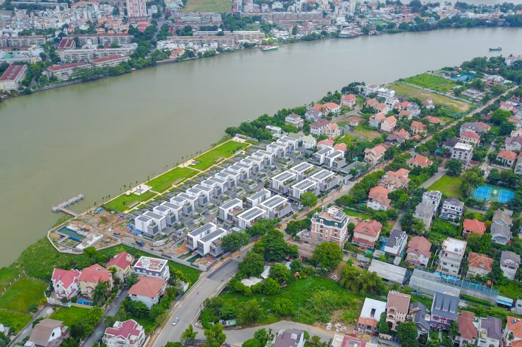 tp hcm thu ngan sach tu dat dai giam2